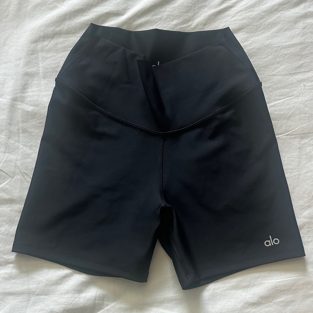 ALO Yoga Women's 5” airlift energy short